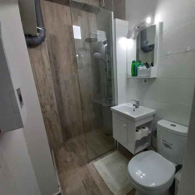 Lovely 1- Bedroom Condo Close To Downtown Scopia Exterior foto